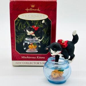 Hallmark Ornament 1999 Mischievous Kittens Cat 1st in the series